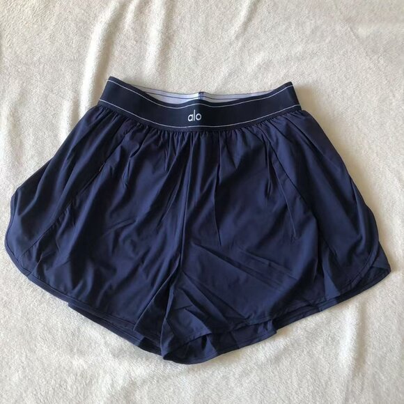 Alo Yoga Shorts Blue